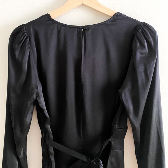 Reformation Jason Silk Top in Black | Women’s Size 6 - Picture 9 of 16